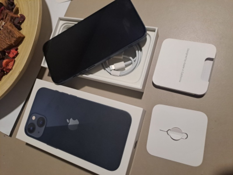 iPhone 13 128 GB Siyah
