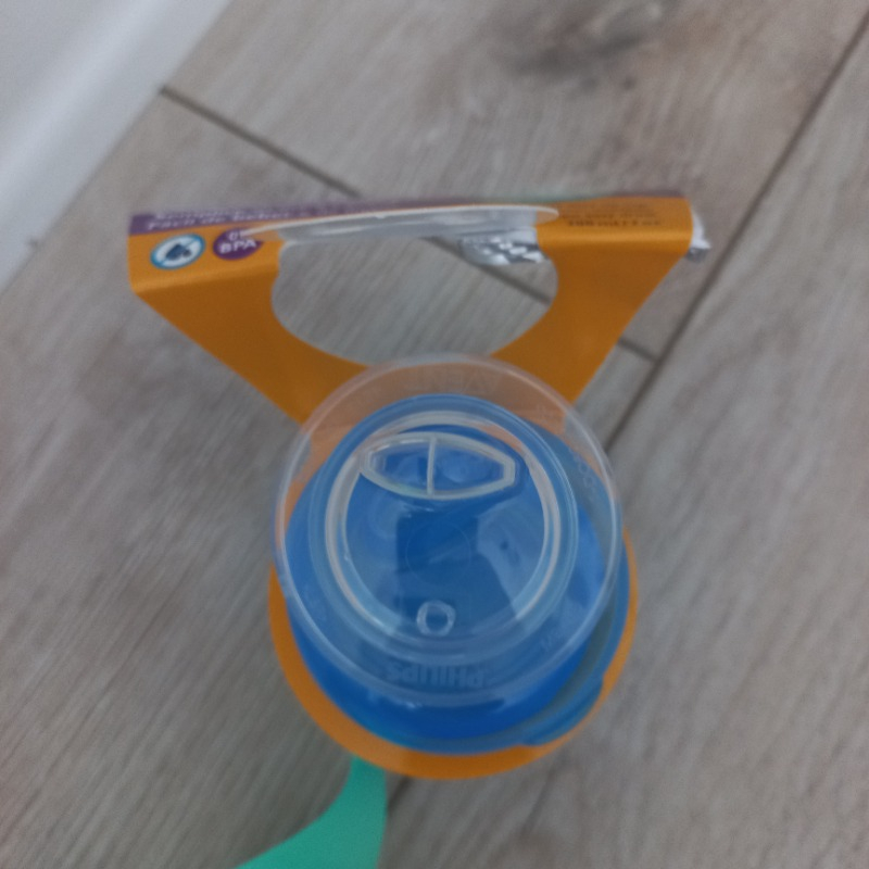 Philips Avent Eğitici Damlatmaz Bardak 6 ay+  200 ml Mavi SCF551/05