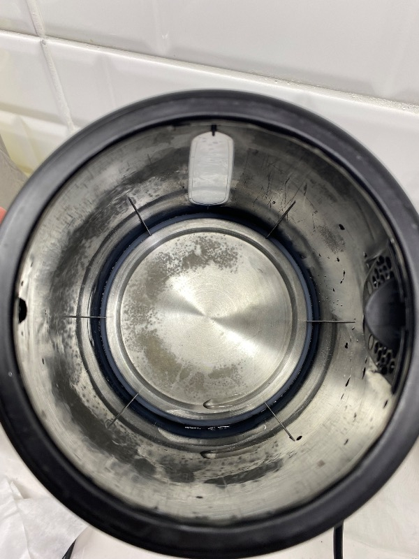 Kiwi KTM-2907 2200 W Cam Demlikli Çay Makinesi
