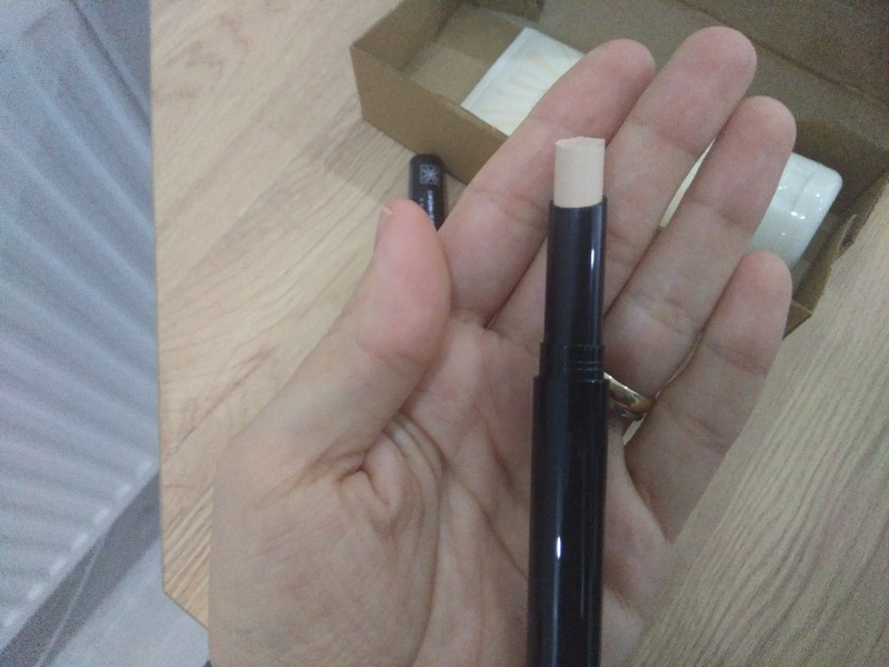 Avon Ideal Flawless Stick Concealer Kapatıcı Fair