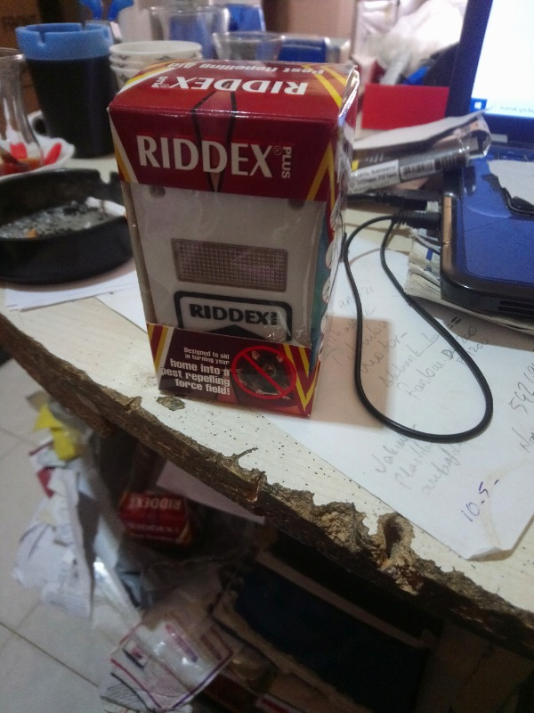 Riddex Elektronik Fare Ve Haşere Kovucu (Sinek Kovucu)