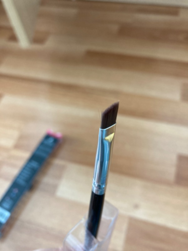 Nascita Pro Angled Eyeliner Brush - Açılı Eyeliner Fırçası