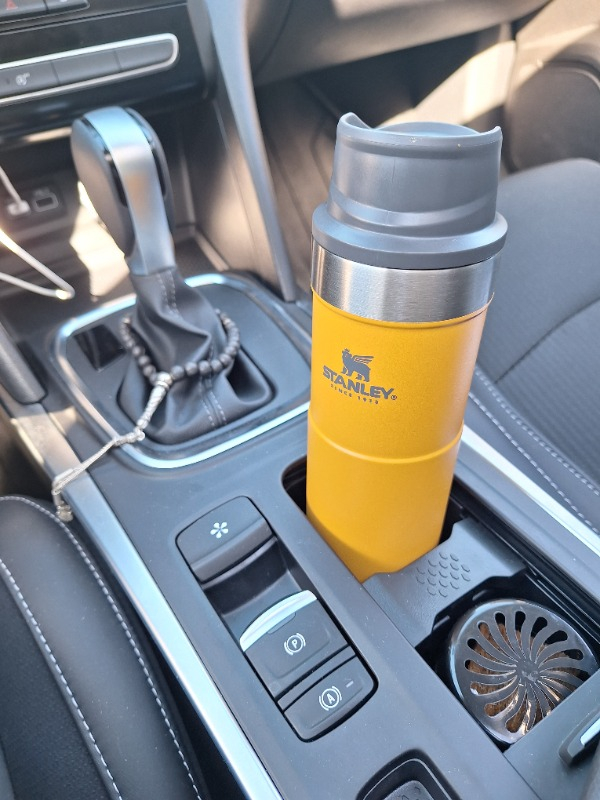 Stanley The Trigger-Action Travel Mug .35L / 12oz