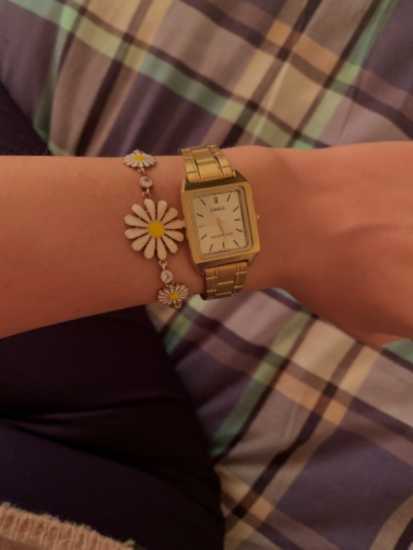 Casio LTP-V007G-9EUDF Standart Kadın Kol Saati