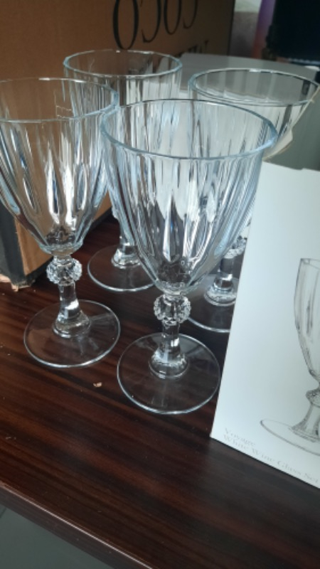 Madame Coco Voyage 4'lü Beyaz Şarap Kadehi Seti 245 ml