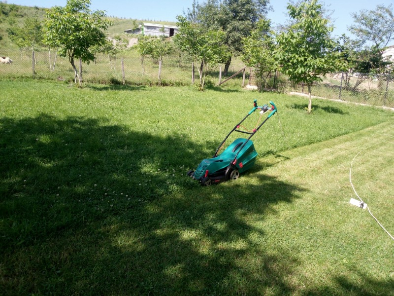Bosch ARM 34 Elektrikli Çim Biçme Makinesi
