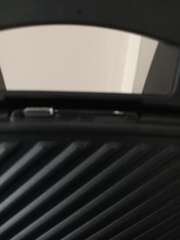 Vestel Sefa T2002 Kırmızı Tost Makinesi
