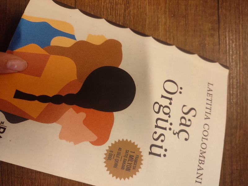 Yan Pasaj Saç Örgüsü - Laetitia Colombani Ciltsiz Kitap 188 Sayfa 2020 Yayınevi Pasaj