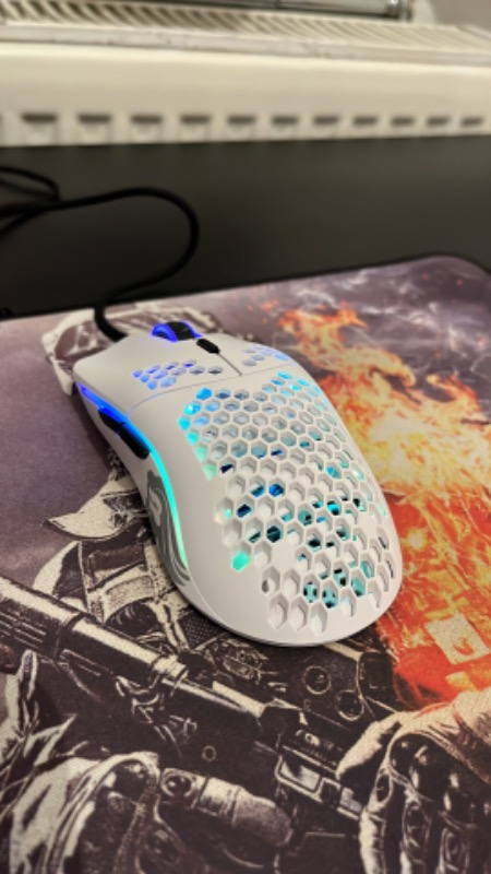 Glorious Model D Kablolu Mat Beyaz RGB Oyuncu Mouse 69Gr
