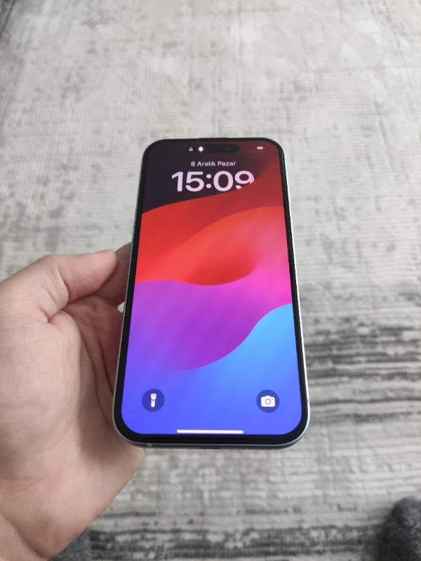 iPhone 15 256 GB Mavi