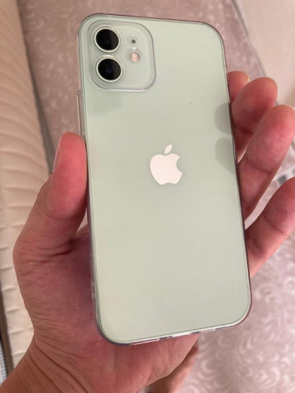 iPhone 12 64 GB