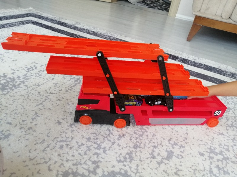 Hot Wheels Mega Mega Tır Turuncu, 50 Araç Kapasiteli, Rampalı GHR48