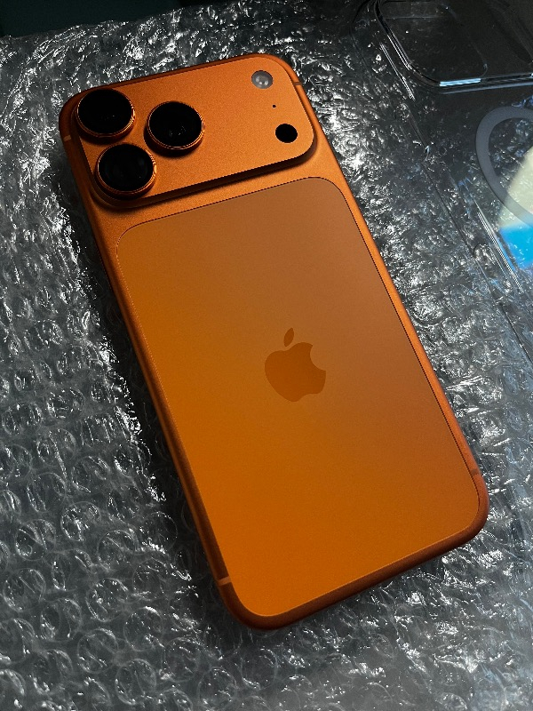 Apple iPhone 17 Pro Max 256 GB Kozmik Turuncu