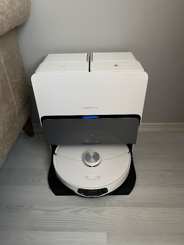 Roborock S8 Maxv Ultra Akıllı Robot Süpürge Beyaz