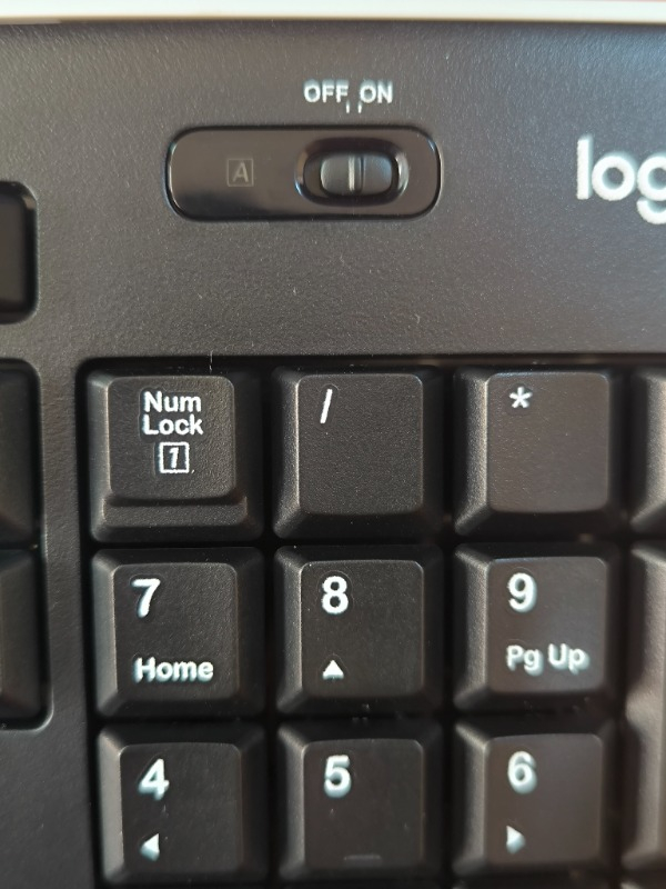 Logitech K270 Tam Boyutlu Kablosuz Türkçe Klavye - Siyah