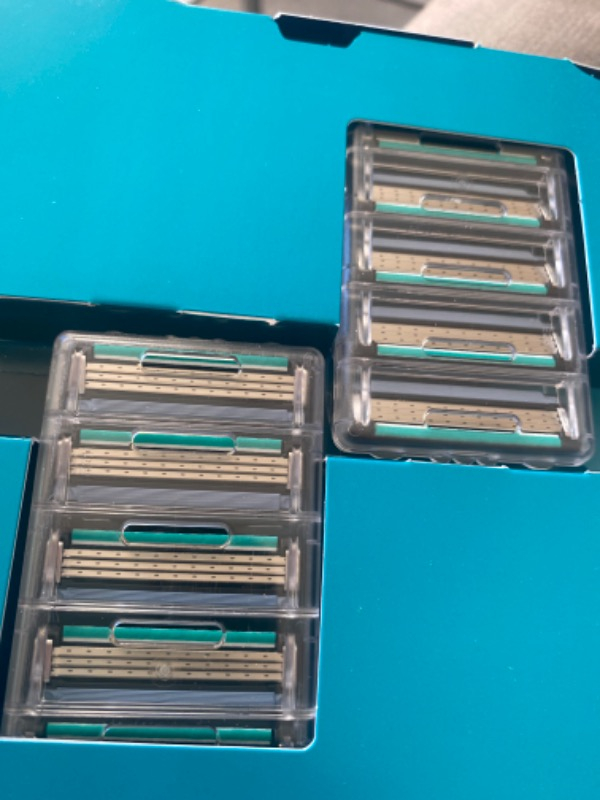 Gillette Mach3 18'li Yedek Tıraş Bıçağı Karton Paket