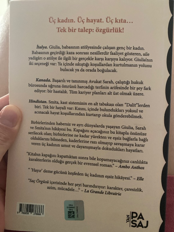 Yan Pasaj Yayınevi Yan Pasaj Saç Örgüsü - Laetitia Colombani