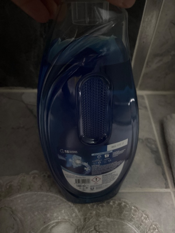 Omo Express Fresh Ultra Beyaz Sıvı Çamaşır Deterjanı 1480 ml X2