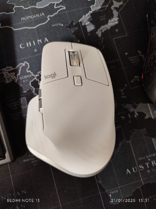 Logitech MX Master 3S Performans 8.000 DPI Optik Sensörlü Sessiz Kablosuz Mouse - Beyaz