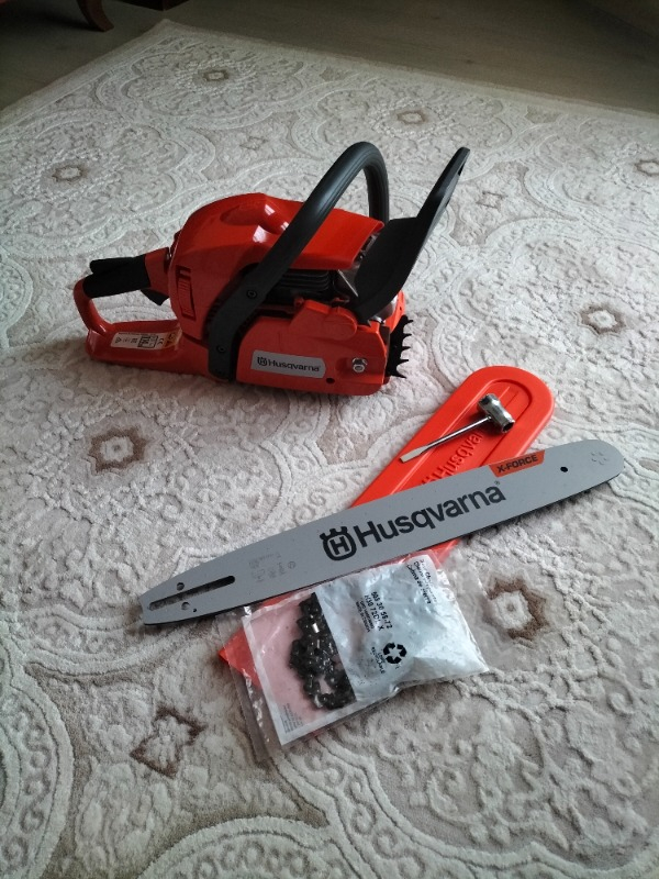 Husqvarna 445 Benzinli Ağaç Motoru 45 cm Pala