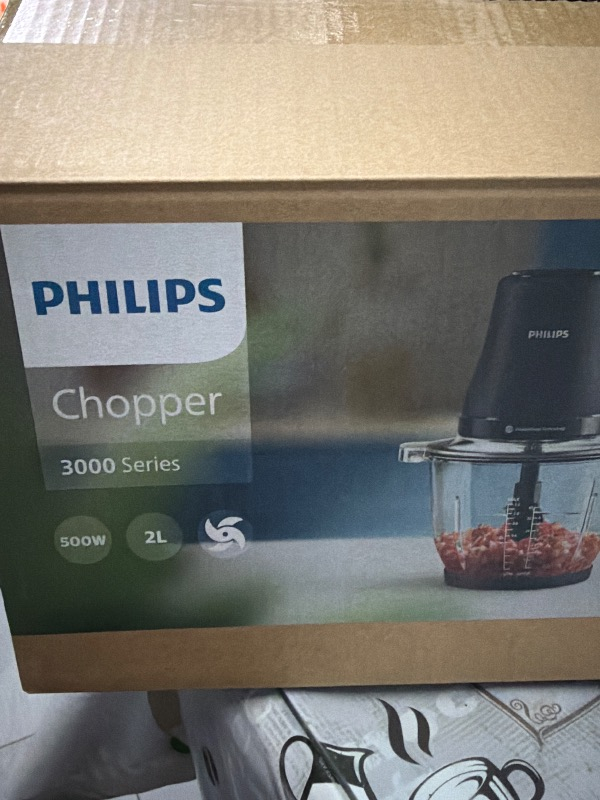 Philips HR1502/00 4 Bıçaklı Doğrayıcı 3000 Serisi Siyah Plastik Hazneli 500 W Güç ve PowerChop Teknolojisi