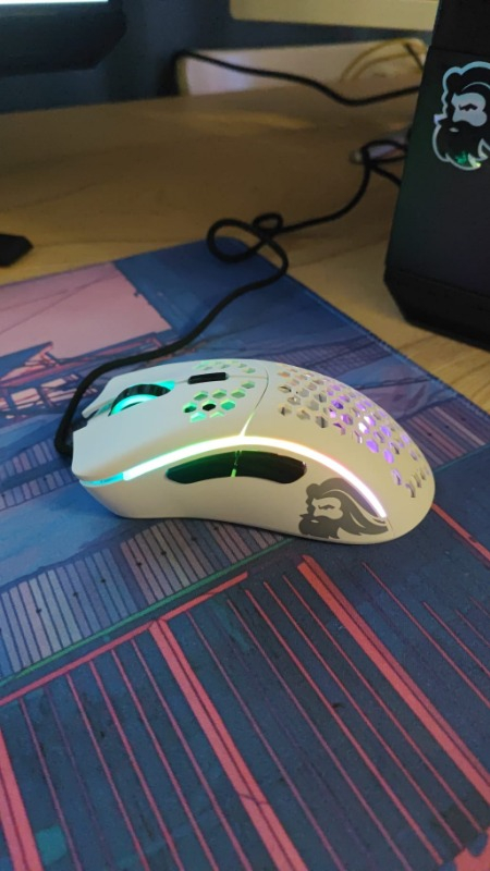 Glorious Model D Kablolu Mat Beyaz RGB Oyuncu Mouse 69Gr