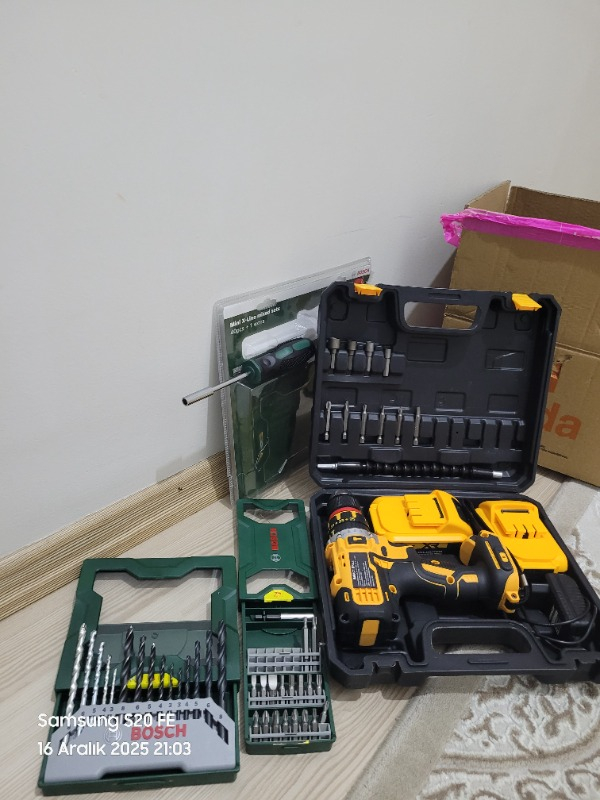 Bosch X-Line 15 Parça Delme 25 Parça Vidalama Ucu Seti + Tornavida