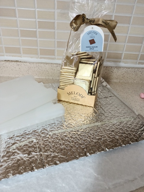 Melodi Çikolata Altın Sargılı Madlen Sütlü Çikolata- 500 gr