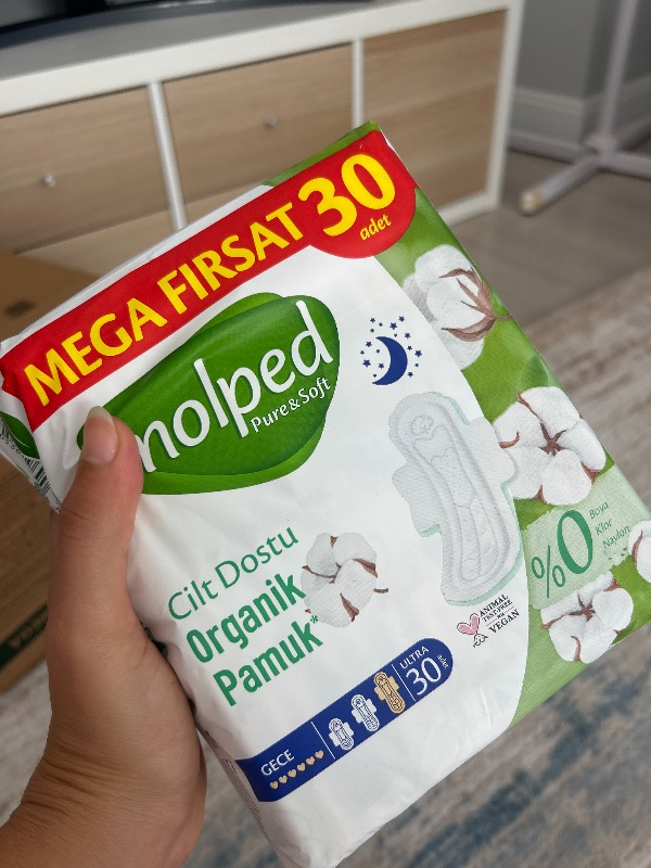 Molped Pure&Soft Organik Pamuk Gece Hijyenik Ped - 90 Adet Süper Mega Paket, Gün Boyu Konfor ve %100 Yumuşaklık, Sızıntı Önleyici Teknoloji ile