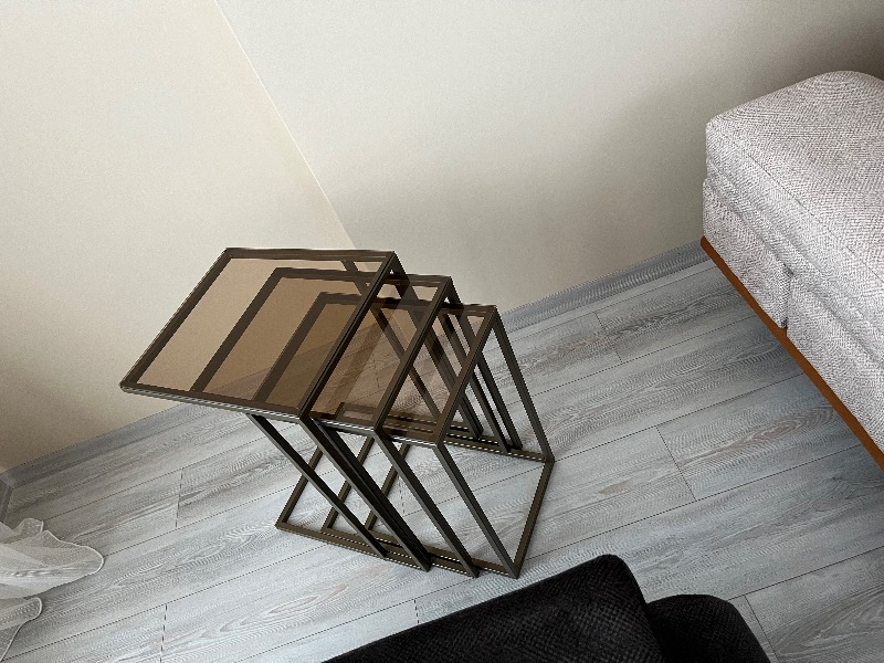 Dekoport Mira Zigon Sehpa Prinç Eskitme Rengi Bronz Cam