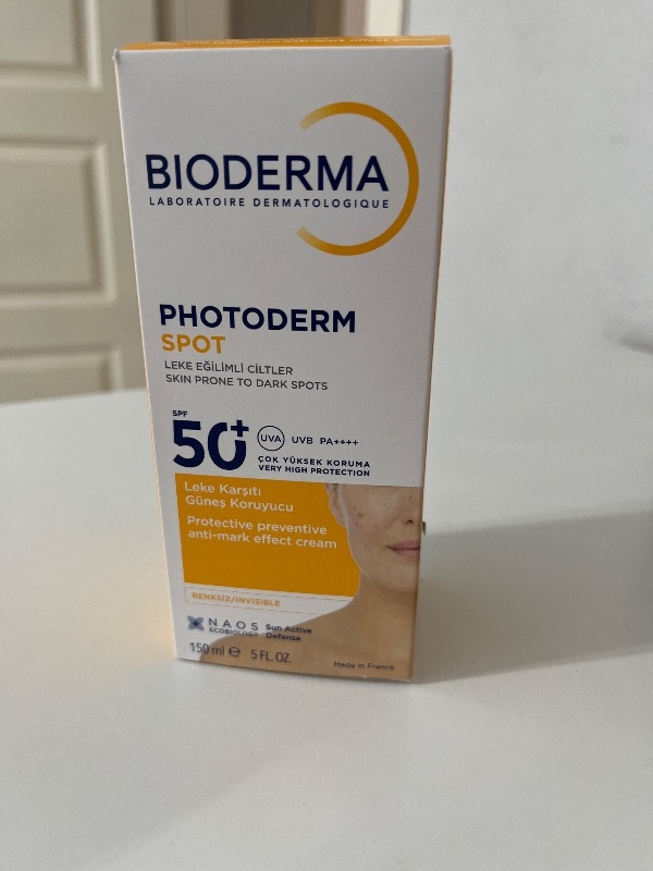 Bioderma Photoderm SPOT SPF50+ Yüksek Korumalı Yüz ve Vücut Güneş Kremi 150 ml