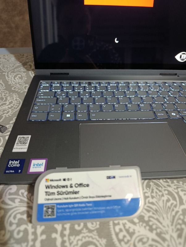 Microsoft Windows 11 & Office 2024 Pro Plus USB Kurulum + Orijinal Hediyeli Lisans - 2025/2026 Key ve Format Flash Bellek