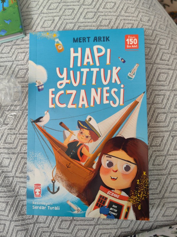 Hapı Yuttuk Eczanesi - Mert Arık