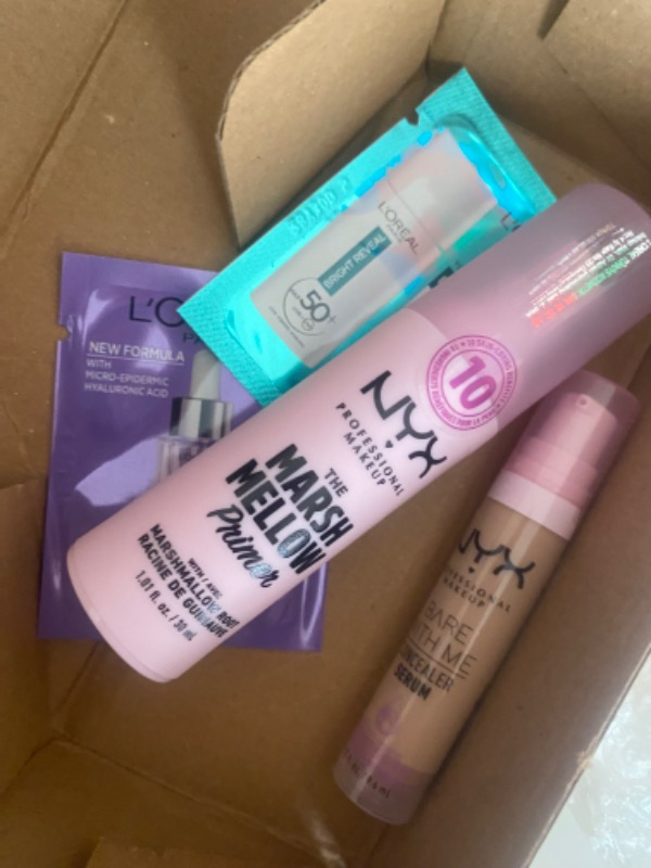 Bare With Me Kapatıcı Serum 2.5 Medium Vanilla Concealer
