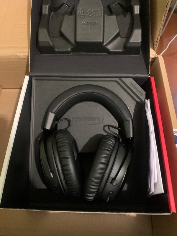 Hyperx Cloud Iıı S – Çoklu Platform Için Kablosuz Oyun Kulaklığı, 2,4 Ghz, Bluetooth, 120 Saate Kadar Pil Ömrü 2,4 Ghz / 200 Saat Bluetooth, 53 mm Açı Sürücüler, Çıkarılabilir Mikrofon – Siyah
