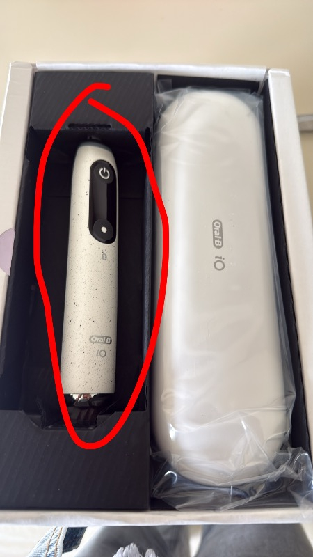 Oral-B iO 10 Şarjlı Diş Fırçası - Kozmik Siyah