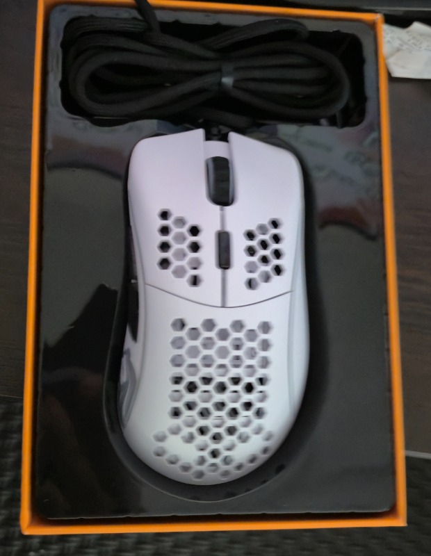 Glorious Model D Kablolu Mat Beyaz RGB Oyuncu Mouse 69Gr
