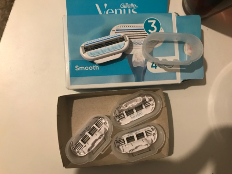 Gillette Venus Yedek Kadın Tıraş Bıçağı 4'lü