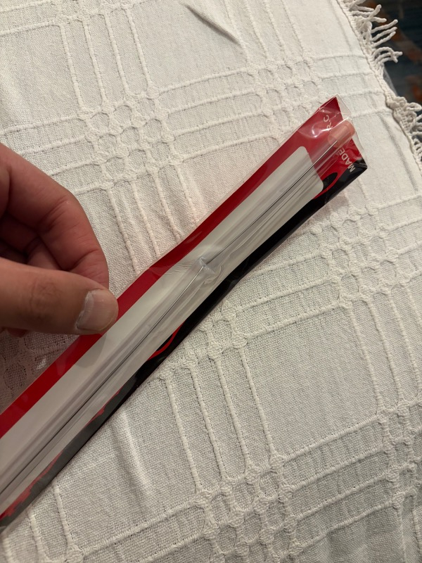 Captain 1 mm Yem Şişi 25 cm Uzunlukta Tek Parça Yem Şişi ve Kutusu ile Balıkçılık İçin