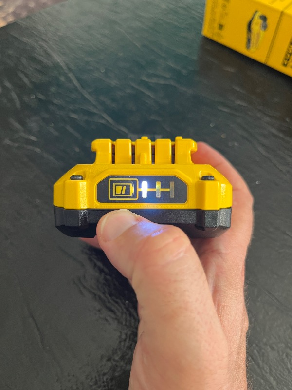 Stanley SFMCB202 18V 2.0 Ah Akü