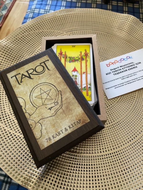 Tarot Destesi Ve Kitabı Hilal Altundal