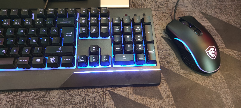 MSI GG FORGE GM300