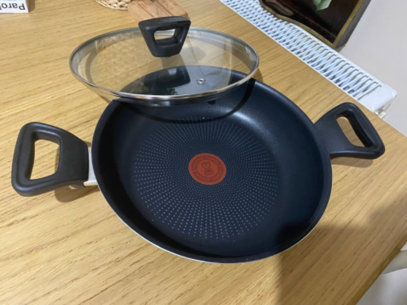Tefal C38470 Titanyum 2X XL Kapaklı Sahan 24 cm - 2100123254