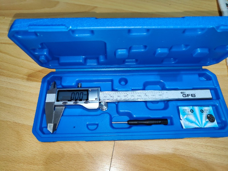 Gfb Dijital Kumpas Metal Ekran 150x0.01 mm - GFB1060