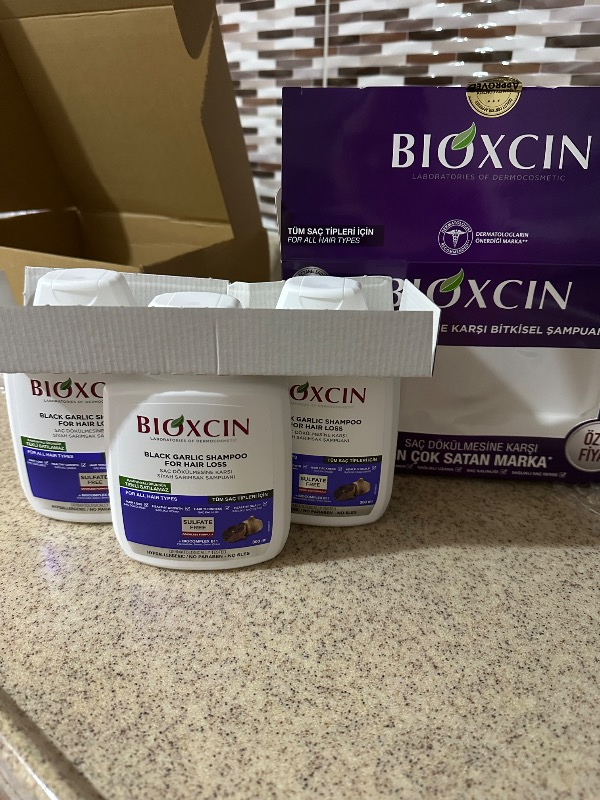 Bioxcin Siyah Sarımsak Şampuanı 3 al 2 öde (3x300ml)