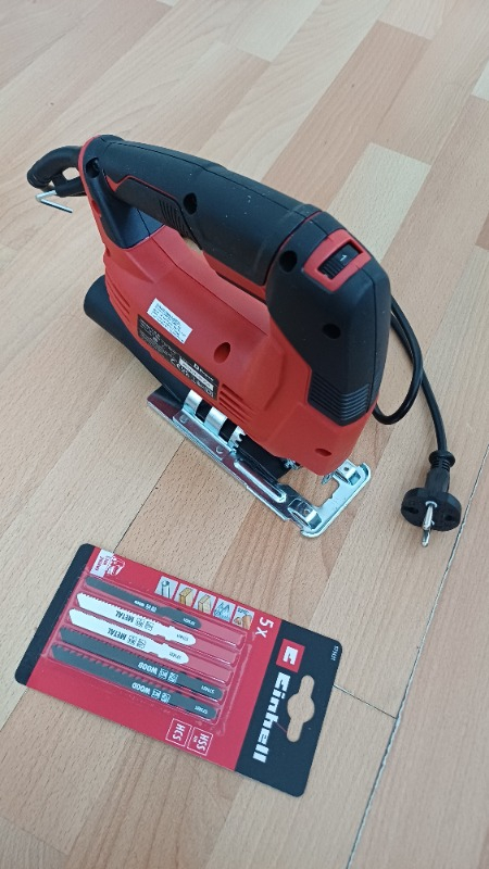 Einhell Dekupaj Testere TC-JS 80/1 (550 W, devir sayısı 1000-3000 d/d, devir kontrol elektroniği, 4 kademeli sarkaç hareketi, toz emiş, aletsiz testere bıçağı değişimi) - 4321145
