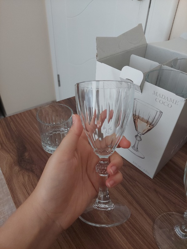 Madame Coco Voyage 4'lü Beyaz Şarap Kadehi Seti 245 ml