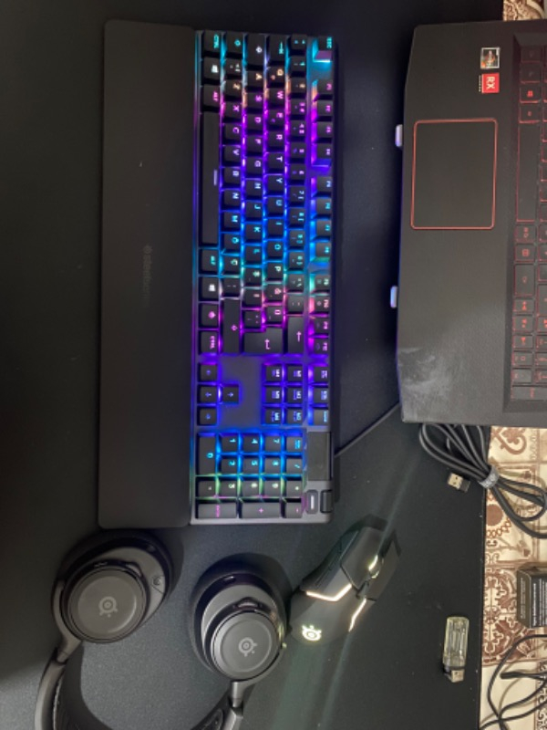 SteelSeries Apex 5 Hibrit Mekanik Gaming Klavye