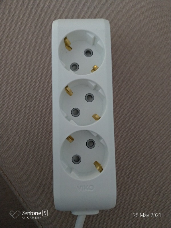 Viko Multi-Let Üçlü Priz Topraklı Kablolu Çocuk Korumalı 2 Metre-Beyaz 90113302