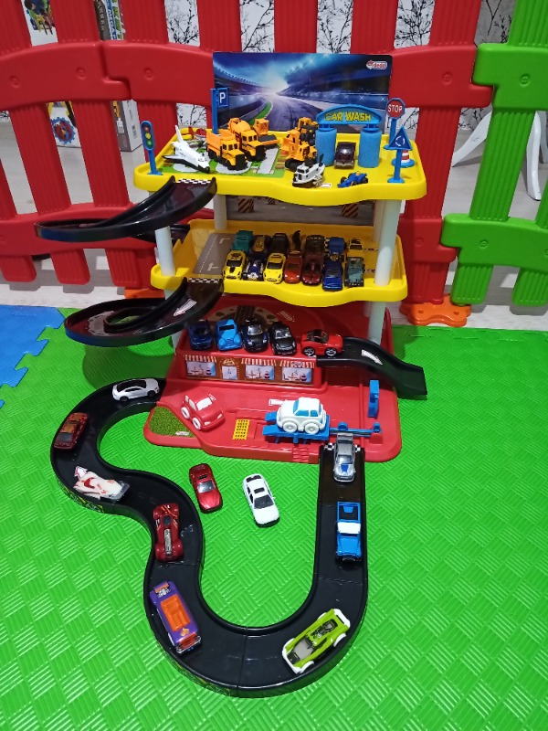 Dede 3 Katlı Garaj Oyun Seti